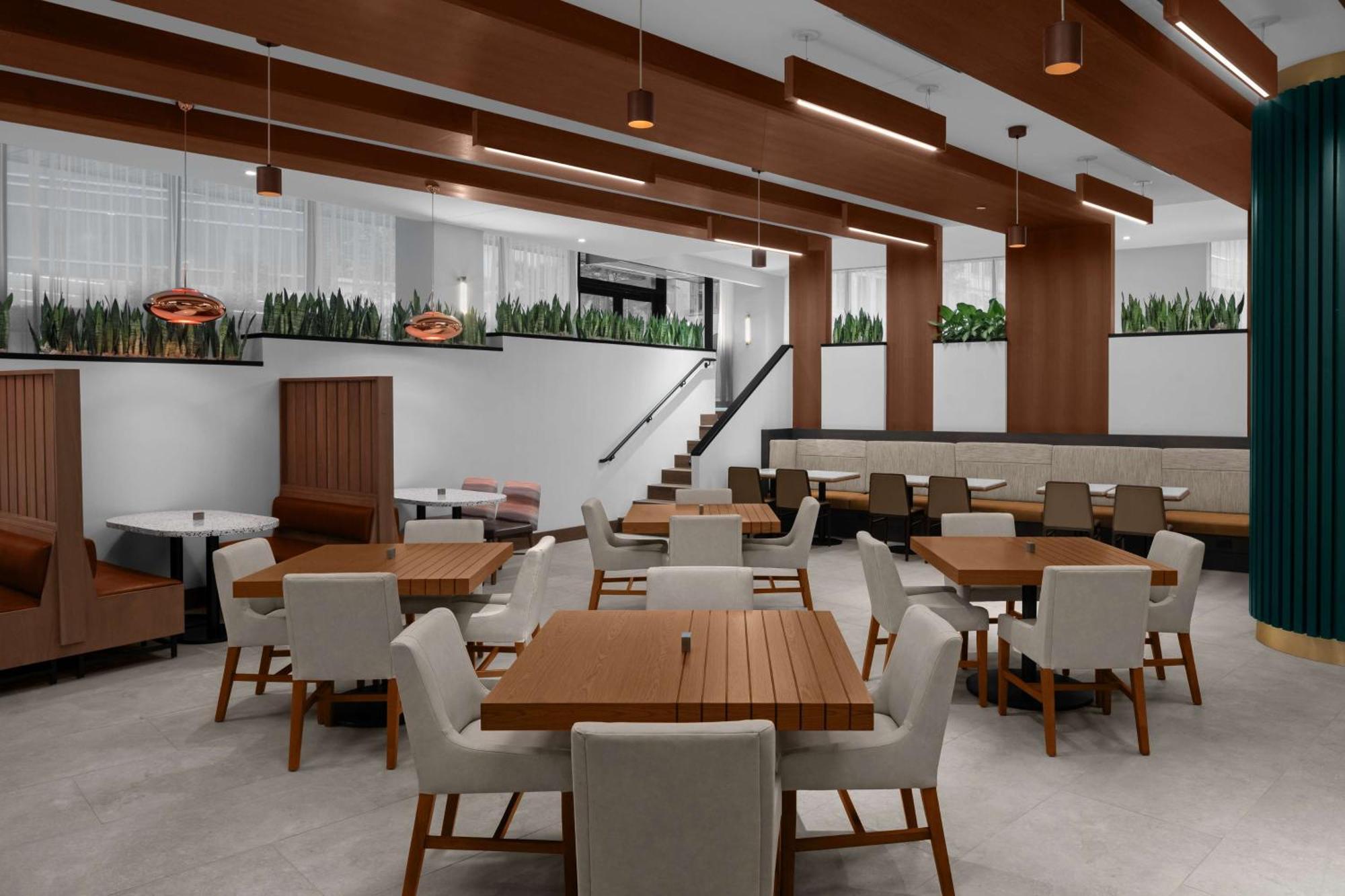 Embassy Suites By Hilton Madison Downtown 외부 사진